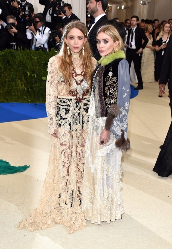 Những trang phục thảm họa của năm 2017